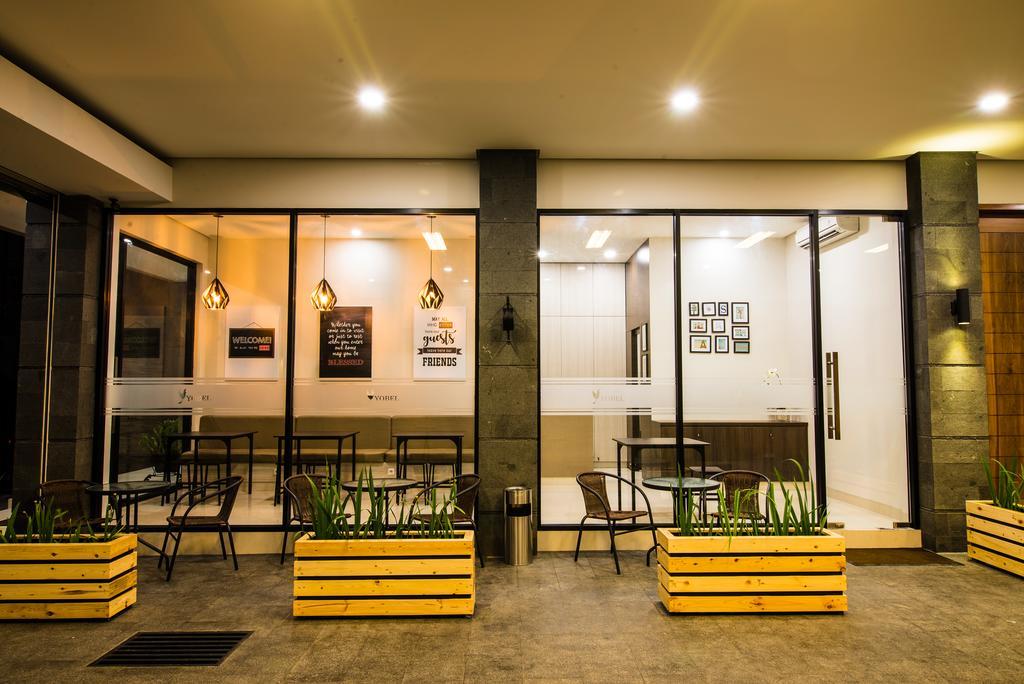 Yobel Hotel Jogjakarta Buitenkant foto